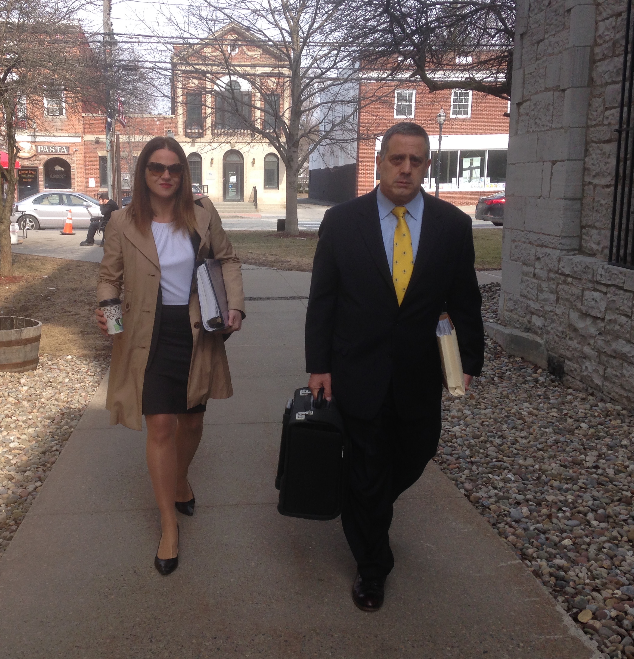 Tubbs testimony delayed while blood spatter expert arguments continue