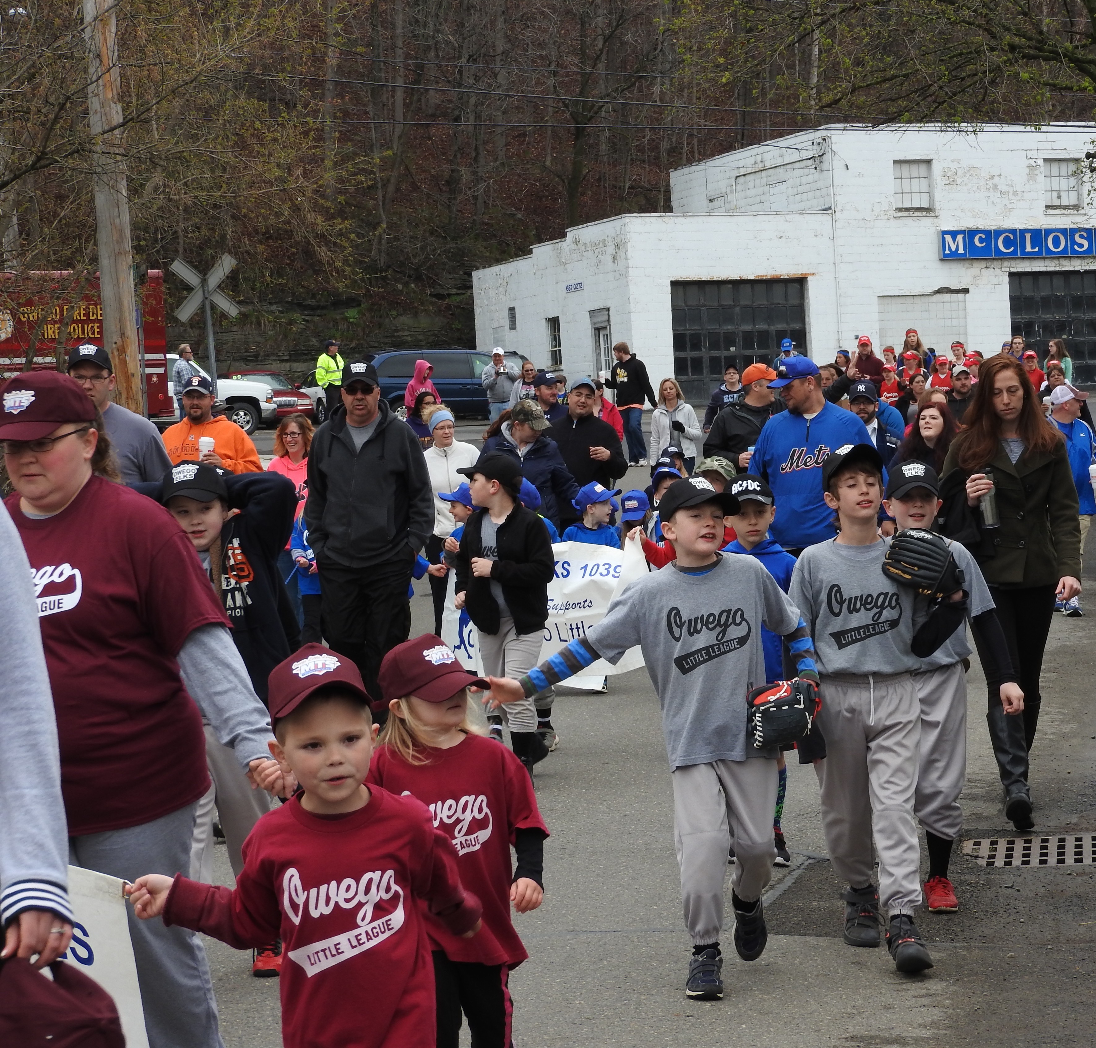 Owego Little League Parade - 2016