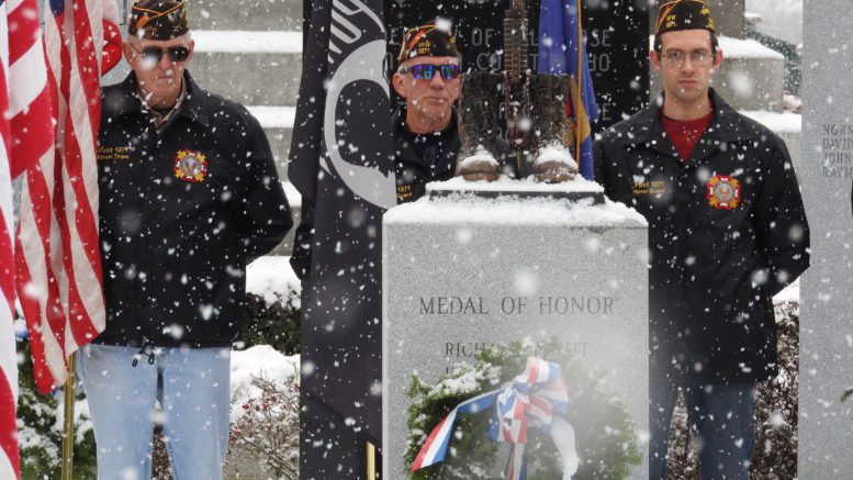 Christmas Wreaths honor veterans