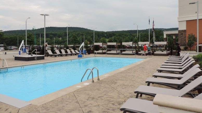 Tioga Downs unveils new outdoor pool and cabana bar