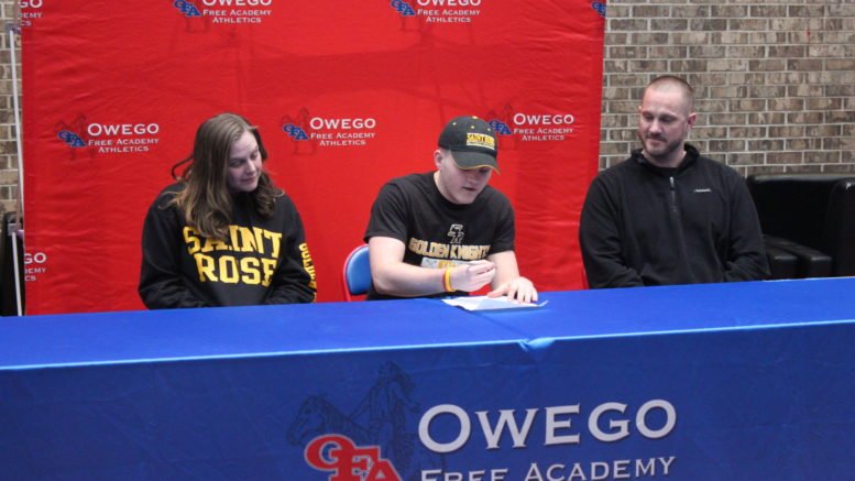 Connor Kinney signs National Letter of Intent