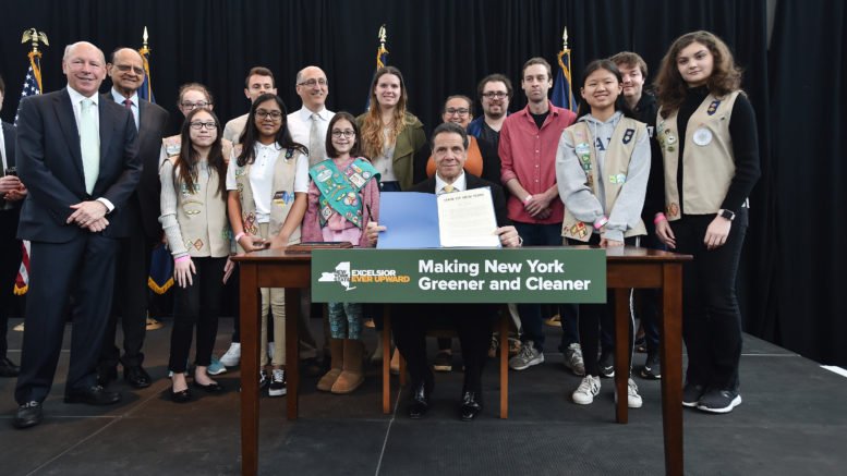 On Earth Day, governor signs legislation banning single-use plastic bags in New York