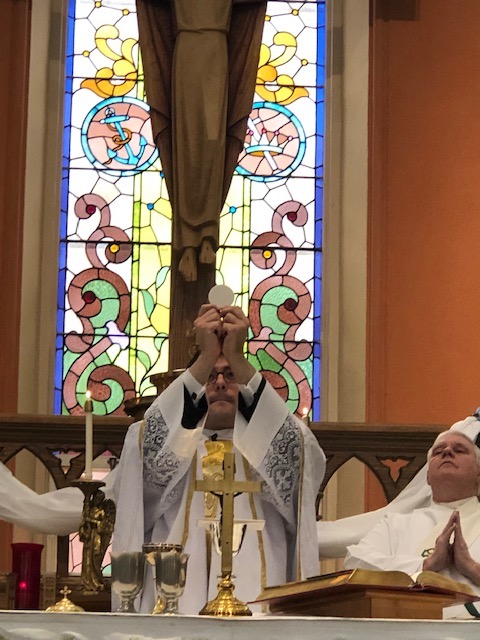 Father Daniel White celebrates his First Mass