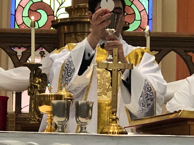 Father Daniel White celebrates his First Mass