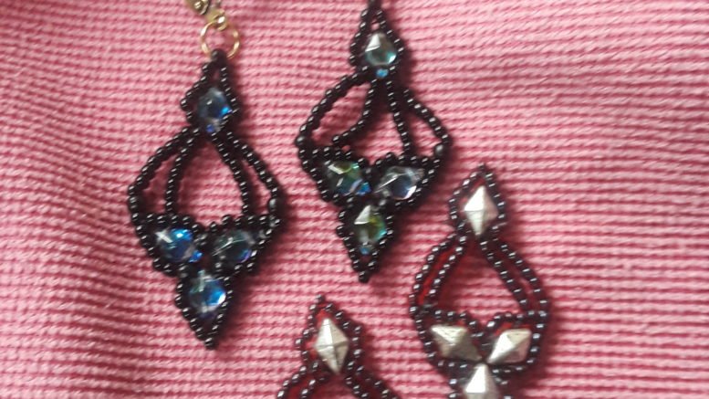 Lacey Victorian Beaded Earrings workshop at the Bement-Billings Farmstead