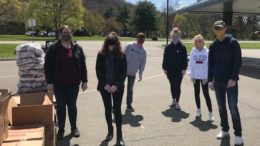 Students lend a hand during the pandemic