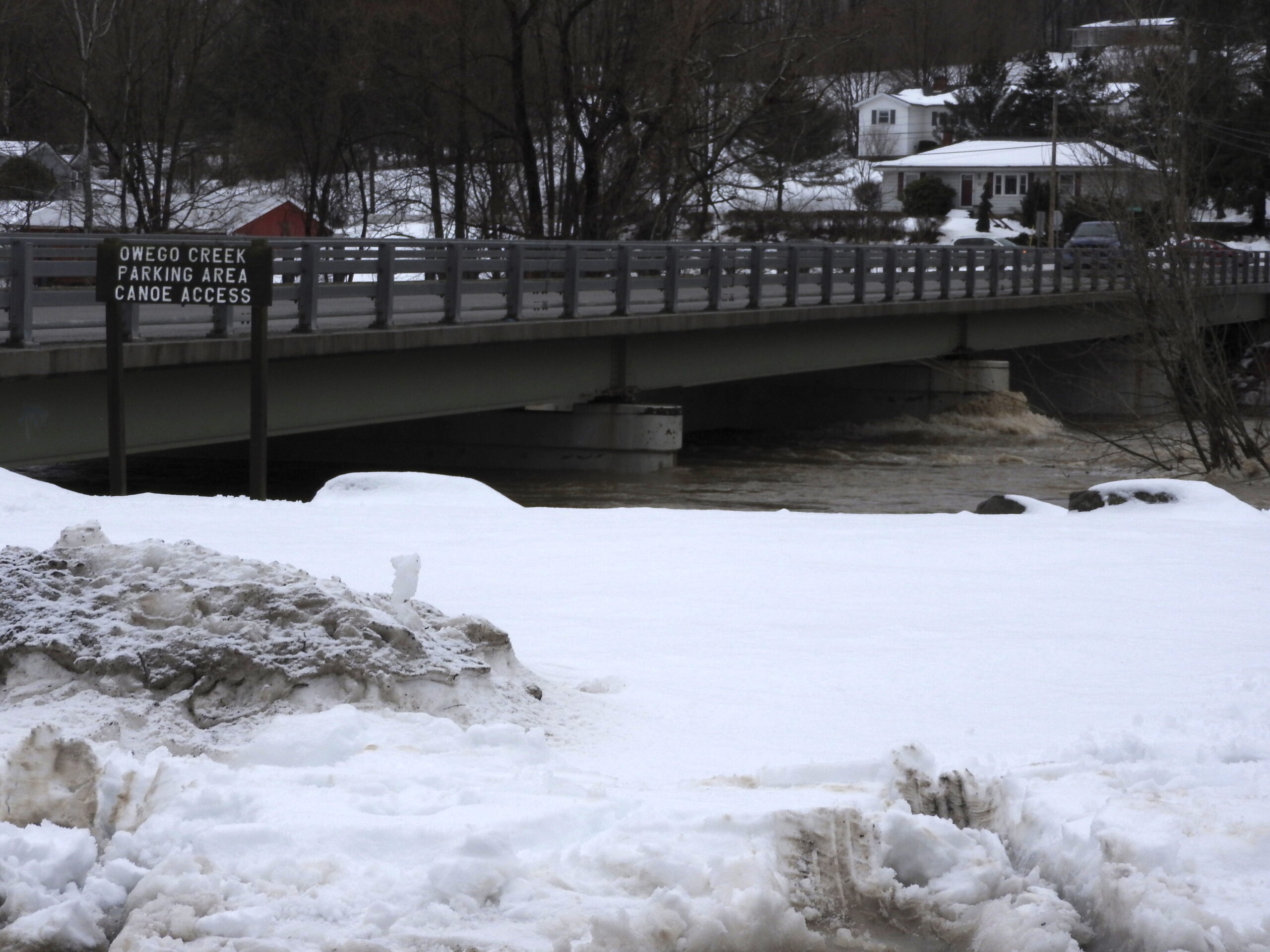 Christmas Day thaw causes flooding woes