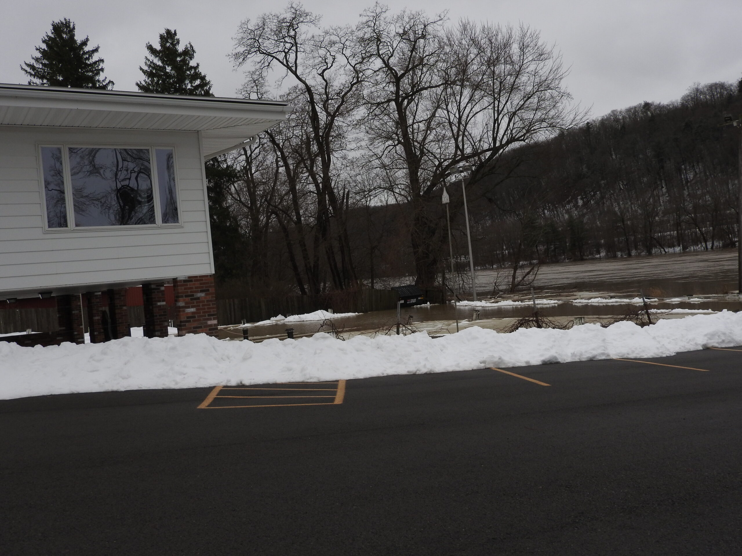 Christmas Day thaw causes flooding woes