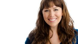 Voice Actor Alissa Zea to narrate new Oxygen True Crime Series