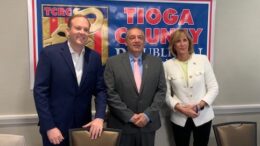 Republican Committee hosts annual dinner