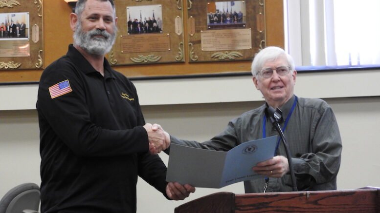 Legislature honors military with ‘Operation Green Light’; Moment of silence rendered for Senior Investigator 'Cliff' Alexander