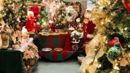 O Tannenbaum continues at Tioga County’s Museum