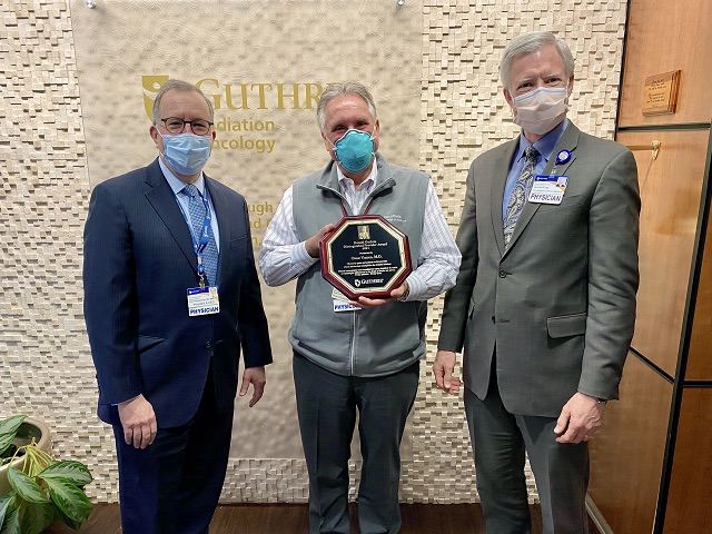 Guthrie presents Donald Guthrie Awards