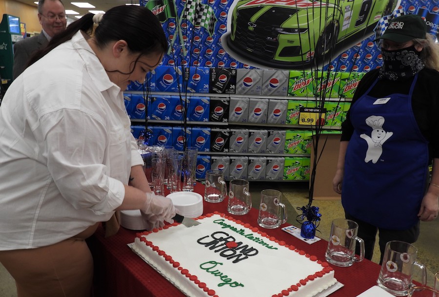 Grand Union celebrates Owego store opening