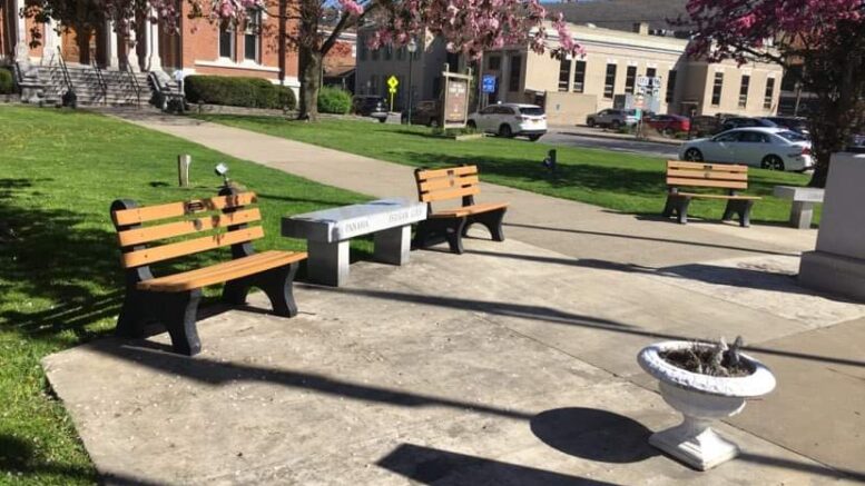 Photos: Lions Club presents three benches for deceased Club members