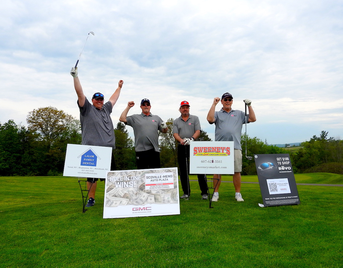 Golfers challenged during annual Chamber event