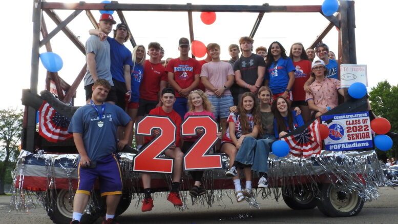Senior Parade held Thursday; leads into Saturday's graduation for the Class of 2022