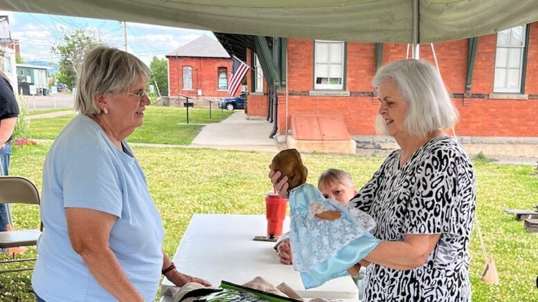 Fourth Annual Antique Appraisal Day held in Sayre
