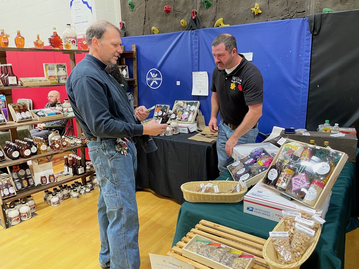 OA Music Boosters hold successful Holiday Craft Fair