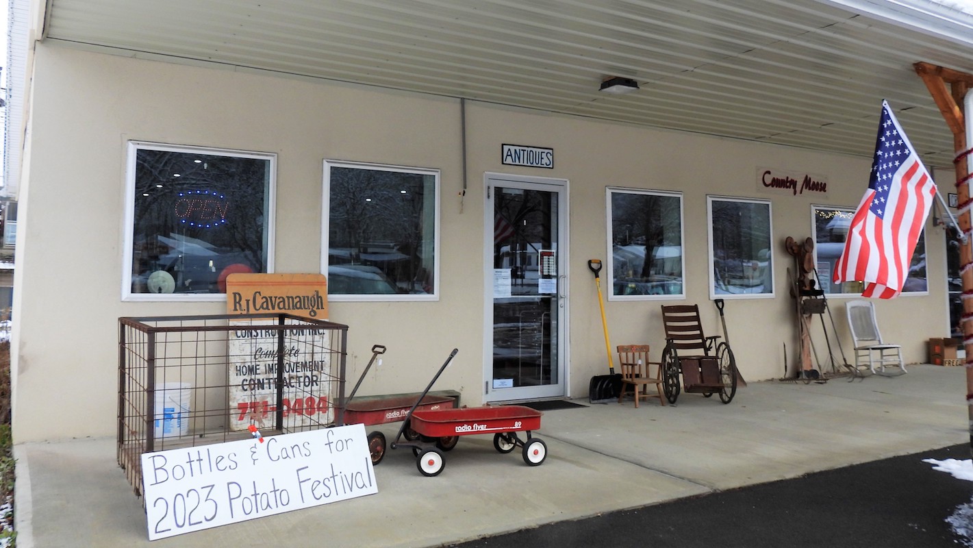 ‘All in’ at Richford’s Country Moose Owego Pennysaver Press