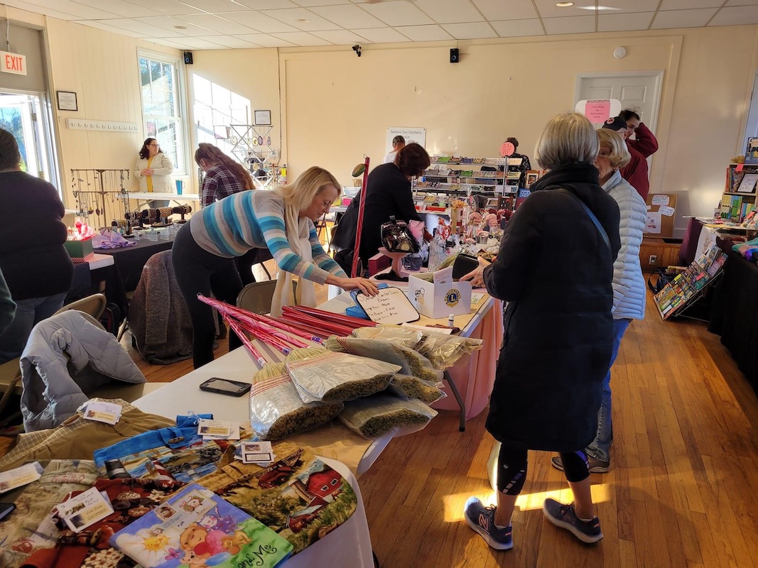 Small Business Saturday event held at Inspire S-VE Community and Fitness Center