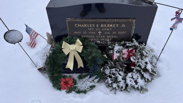 Wreaths placed on graves of veterans Killed in Action