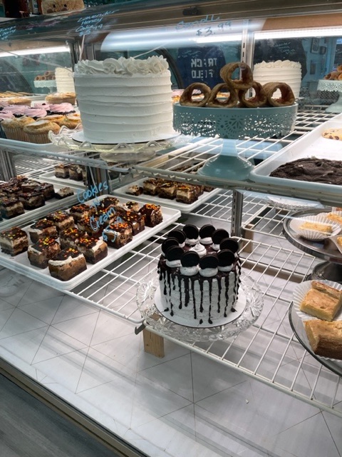 Lake Street welcomes Confection Connection