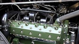 Cars We Remember / Collector Car Corner; Pontiacs, Packard’s, and holiday column appreciation