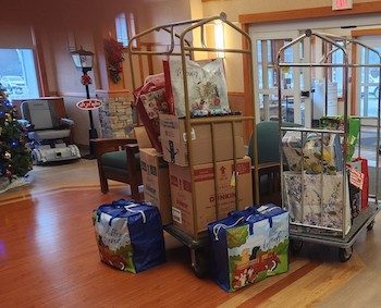 Vietnam Veterans deliver Christmas presents to the Oxford Veterans Home