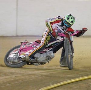 The Flying Mullet takes first scratch main at Champion!