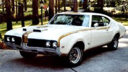 Car Collector Corner; Oldsmobile not forgotten and still a NASCAR record holder