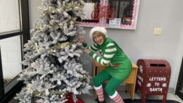 Mystery Elf escapes from the shelf!